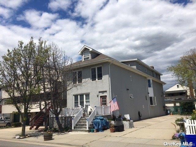 #1 photo, 541 E Broadway, नासाउ काउंटी Long Beach , NY 11561