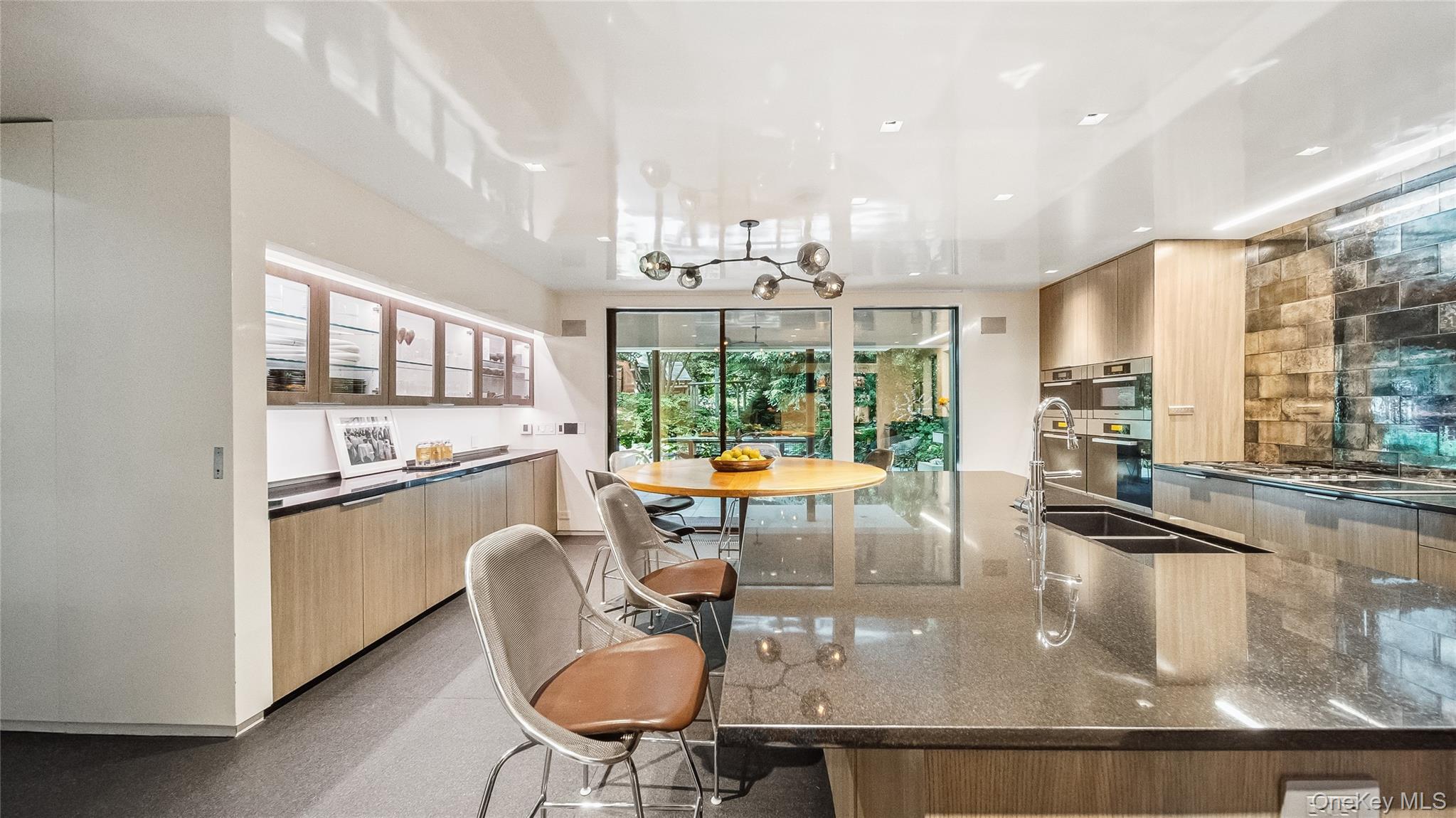 #14 photo, 7 Folie Court, नासाउ काउंटी Manhasset , NY 11030