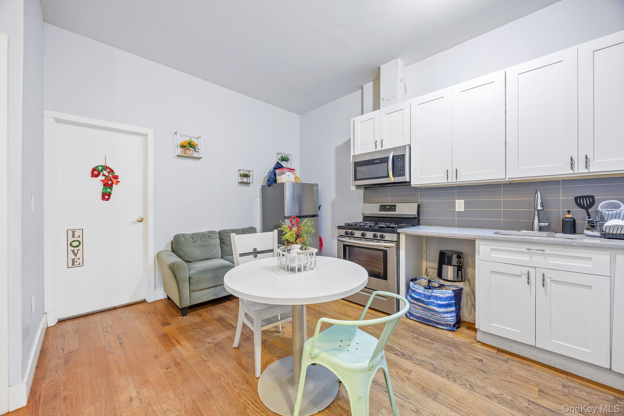 #14 photo, 414 Chestnut Street, Бруклин ‖ Brooklyn , NY 11208