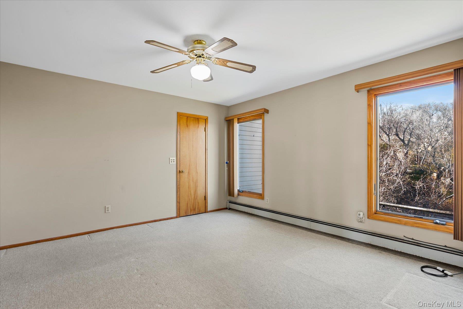 #15 photo, 18 N Walk, सफ़ोक काउंटी Jamesport , NY 11947