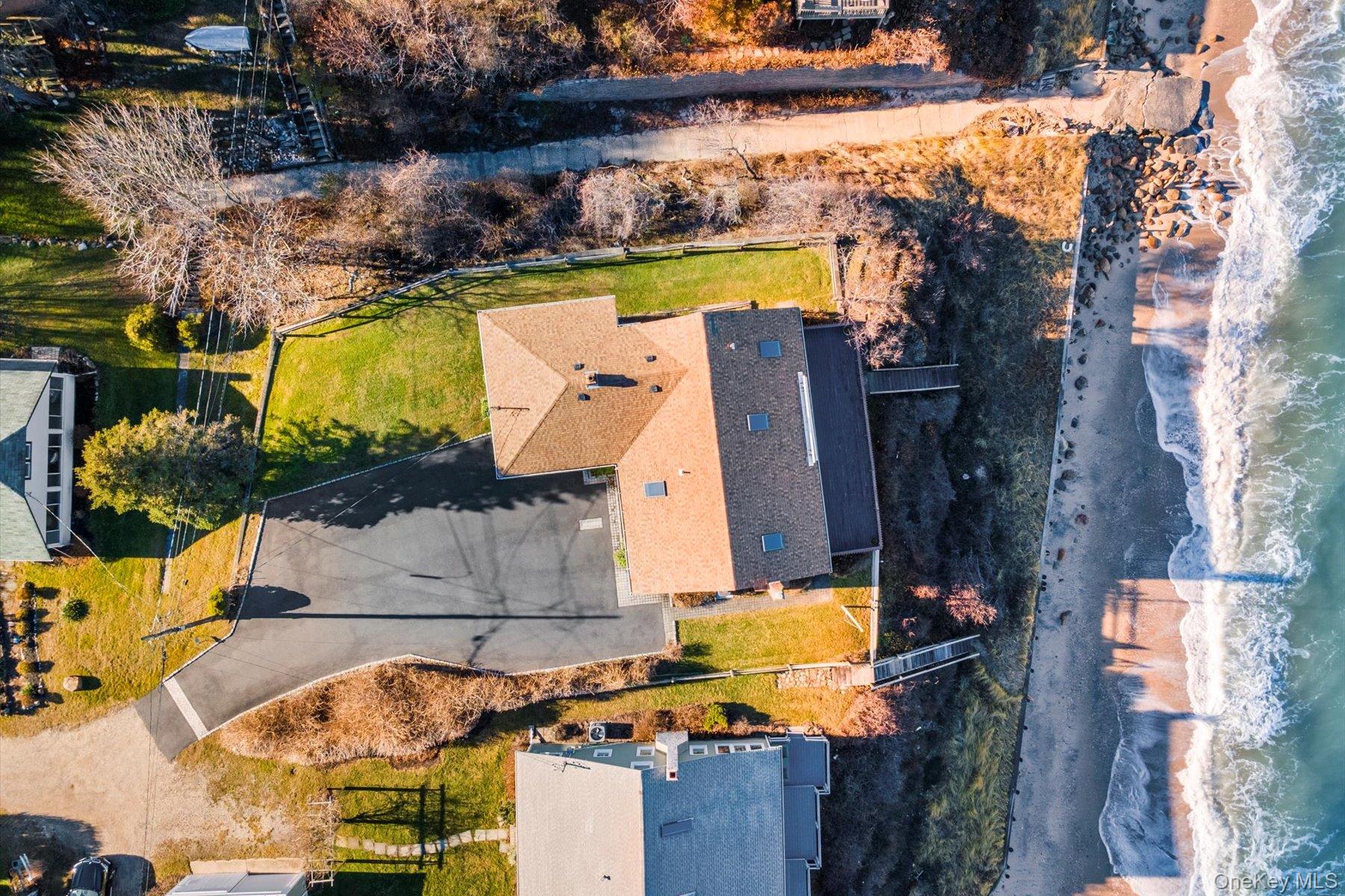 #2 photo, 18 N Walk, सफ़ोक काउंटी Jamesport , NY 11947