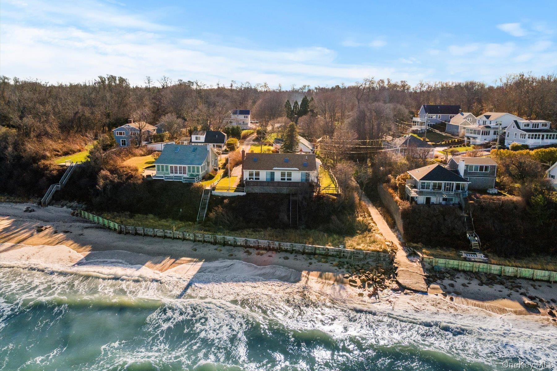 #3 photo, 18 N Walk, सफ़ोक काउंटी Jamesport , NY 11947