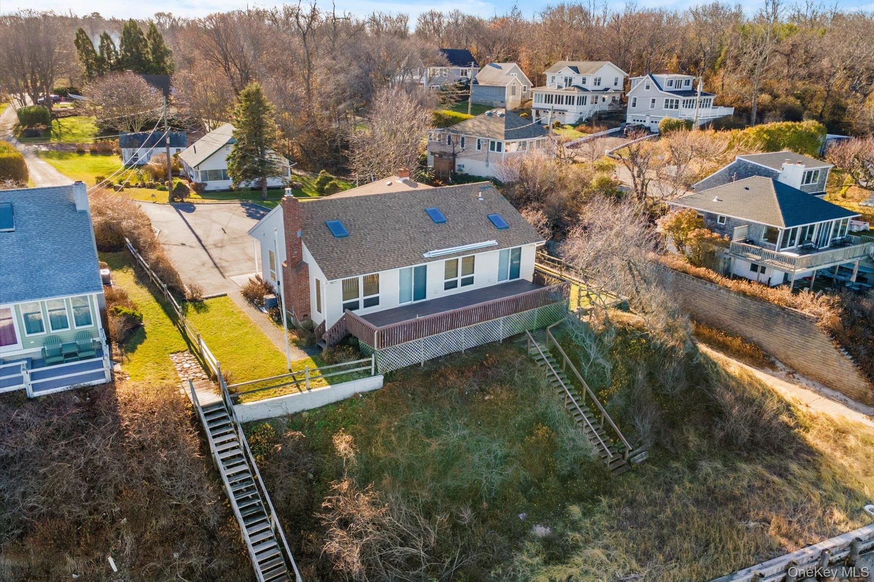 #4 photo, 18 N Walk, सफ़ोक काउंटी Jamesport , NY 11947