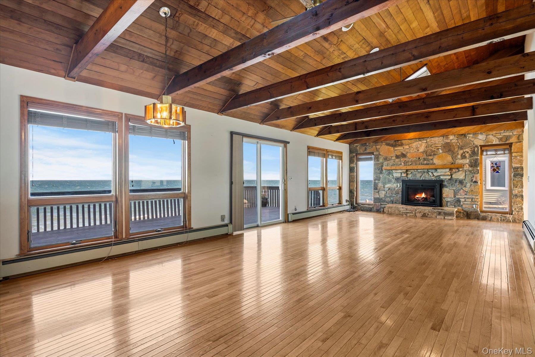 #7 photo, 18 N Walk, सफ़ोक काउंटी Jamesport , NY 11947