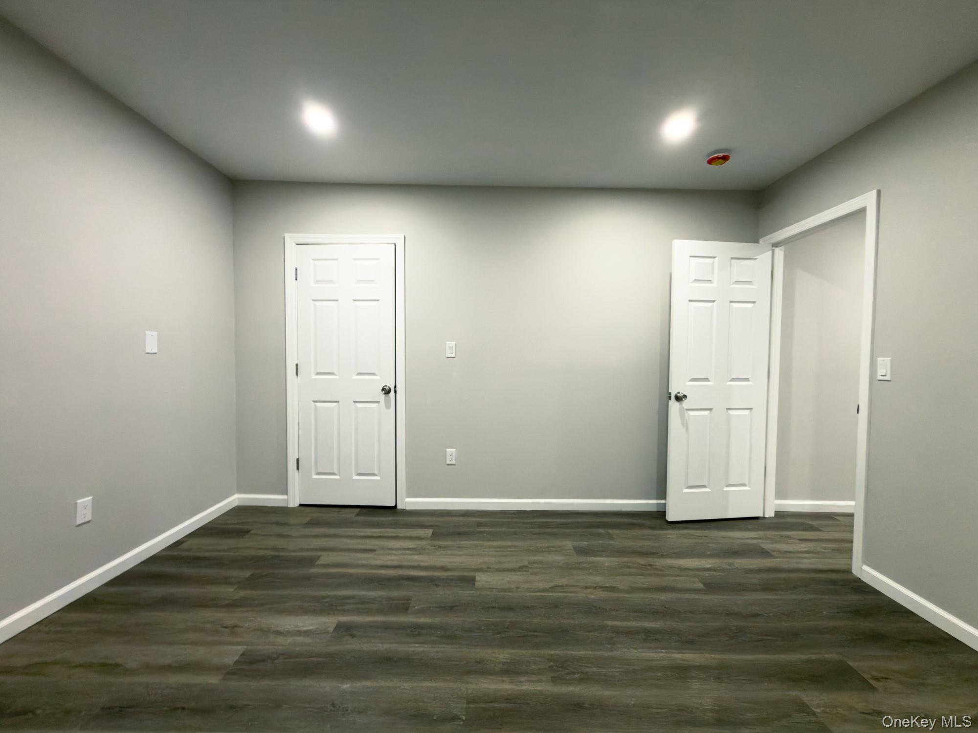 #12 photo, 77 Spar Drive, 롱 아일랜드 Mastic Beach , NY 11951