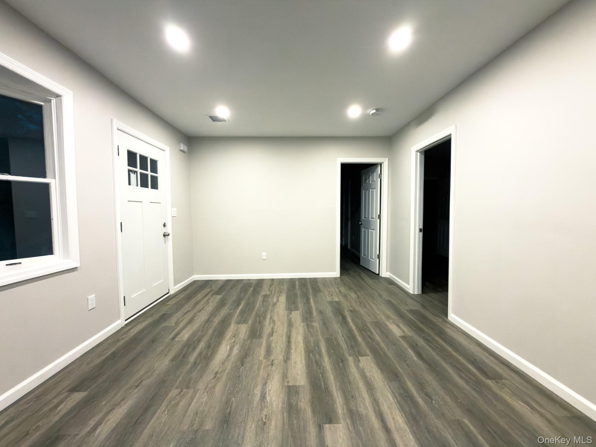 #7 photo, 77 Spar Drive, 롱 아일랜드 Mastic Beach , NY 11951