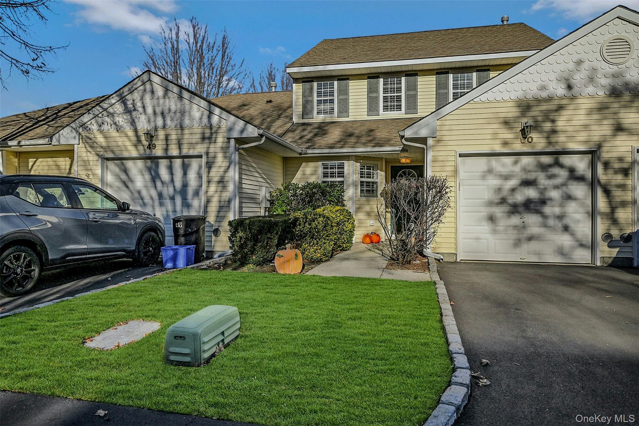 #2 photo, 50 Strawberry Commons, Riverhead , NY 11901