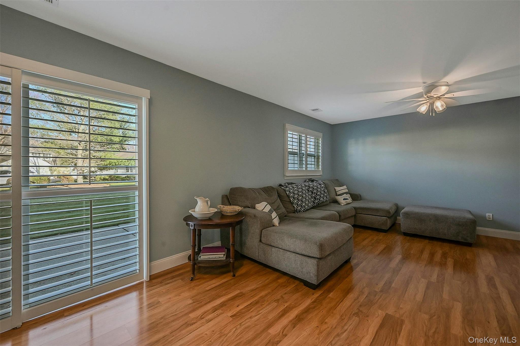 #8 photo, 50 Strawberry Commons, Riverhead , NY 11901