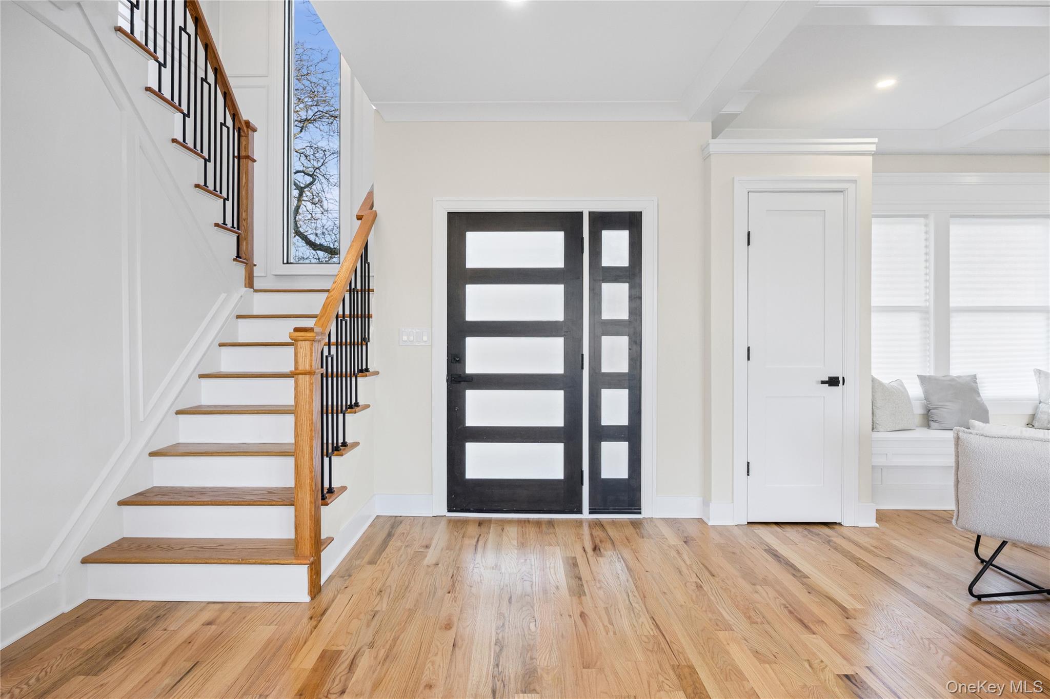 #19 photo, Westbury, Westbury , NY 11590