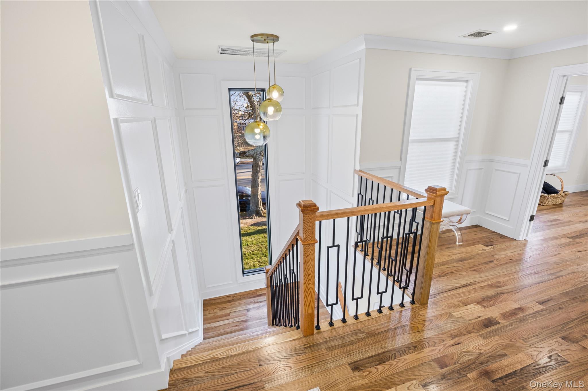 #20 photo, Westbury, Westbury , NY 11590