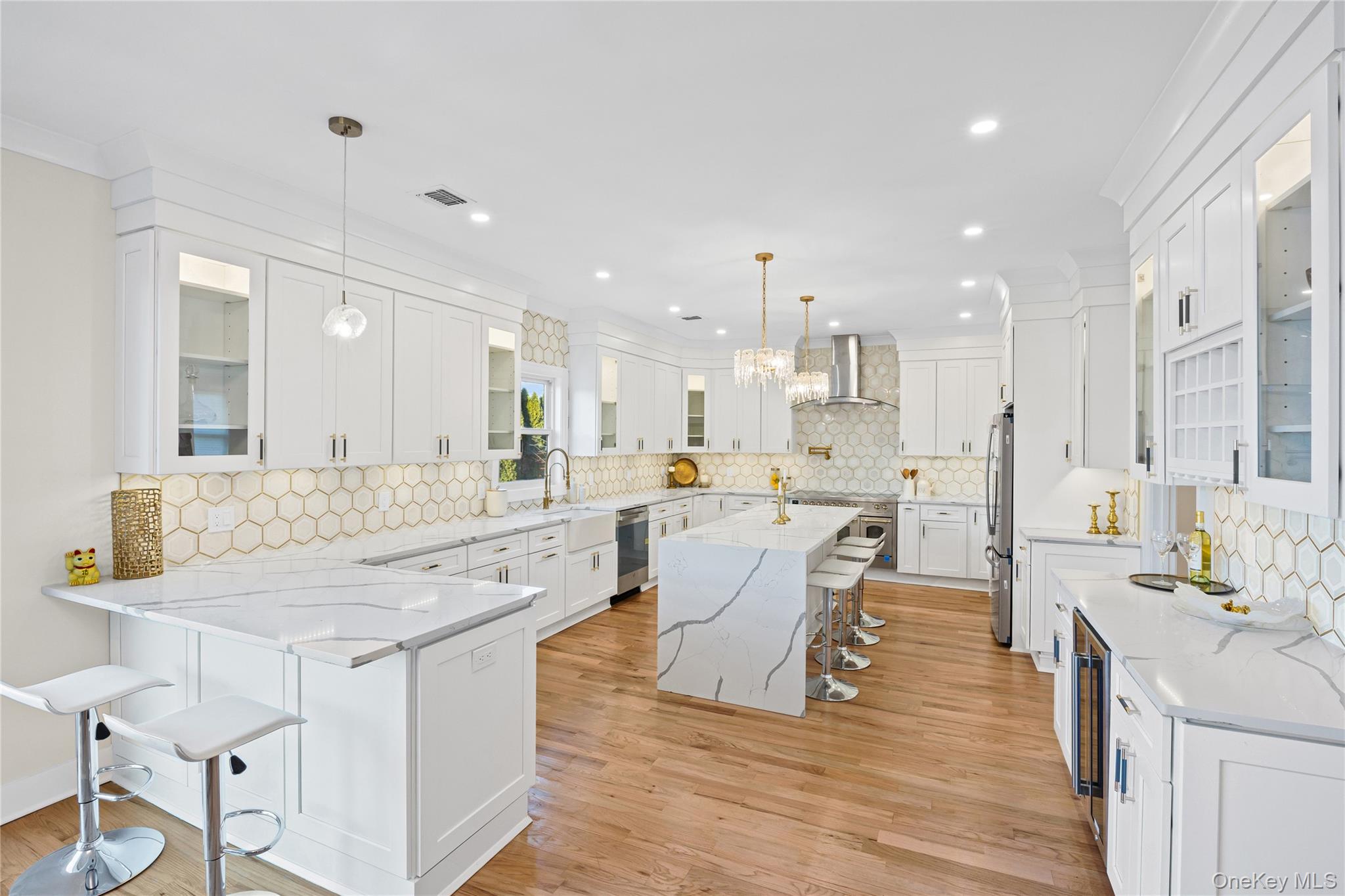 #8 photo, Westbury, Westbury , NY 11590