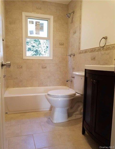 #10 photo, 17 Hallock Street, Нассау ‖ Farmingdale , NY 11735