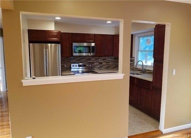 #2 photo, 17 Hallock Street, Нассау ‖ Farmingdale , NY 11735