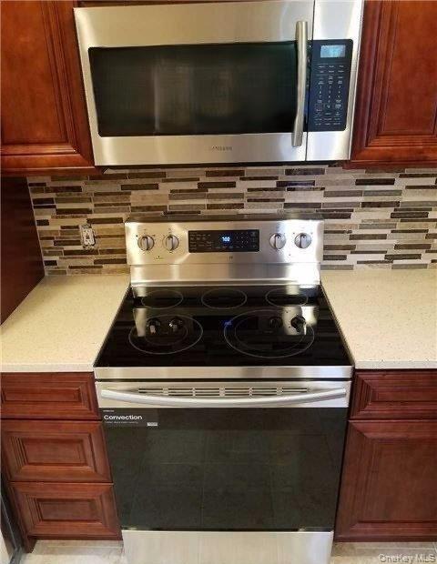 #5 photo, 17 Hallock Street, Нассау ‖ Farmingdale , NY 11735