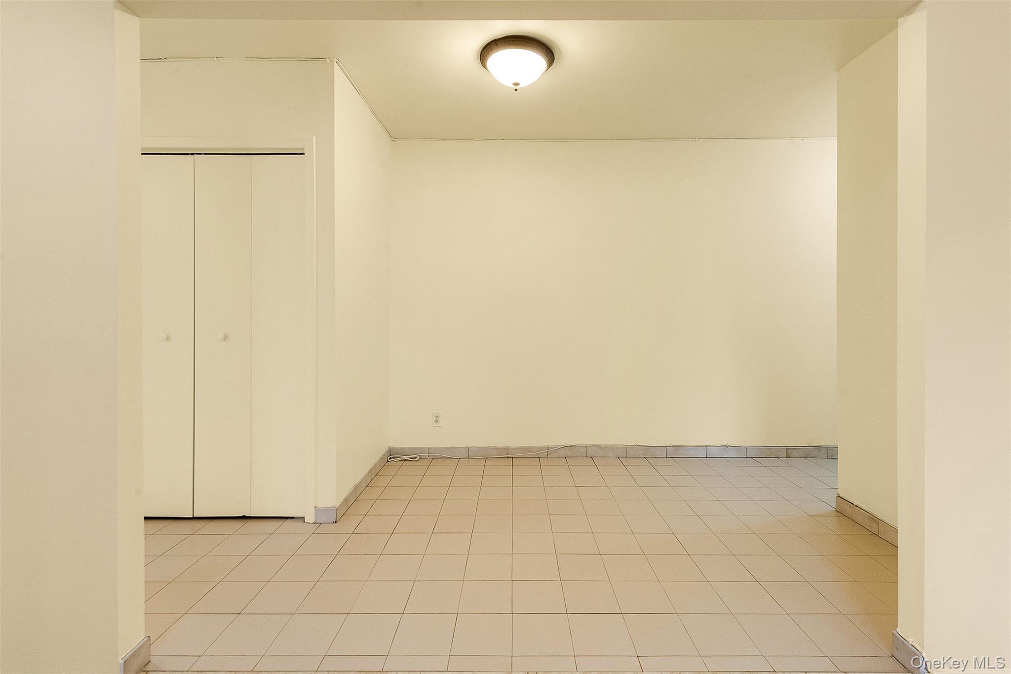 #4 photo, 109-23 71st Road, Forest Hills , NY 11375