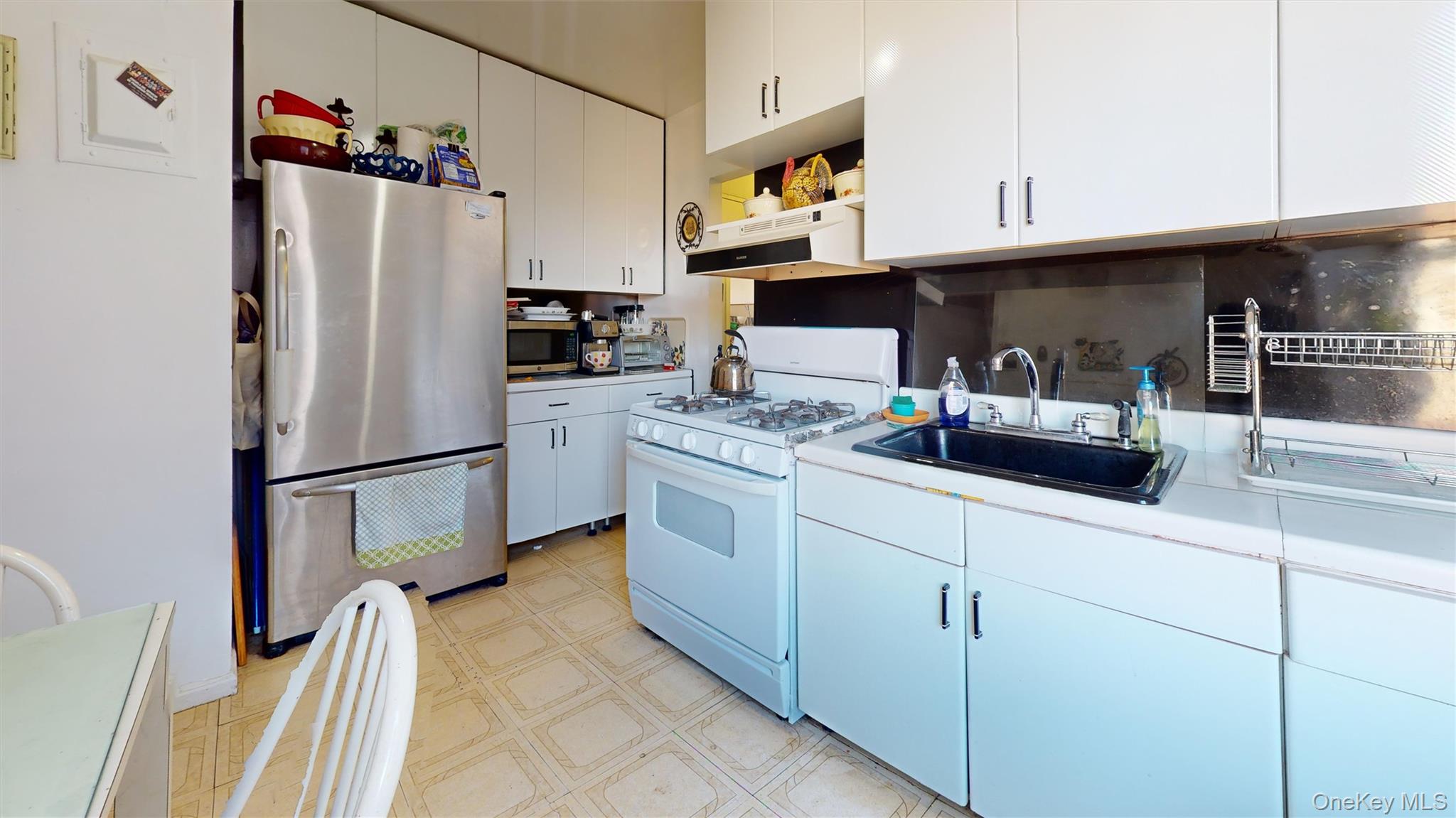 #6 photo, 67-30 Clyde Street, Forest Hills , NY 11375