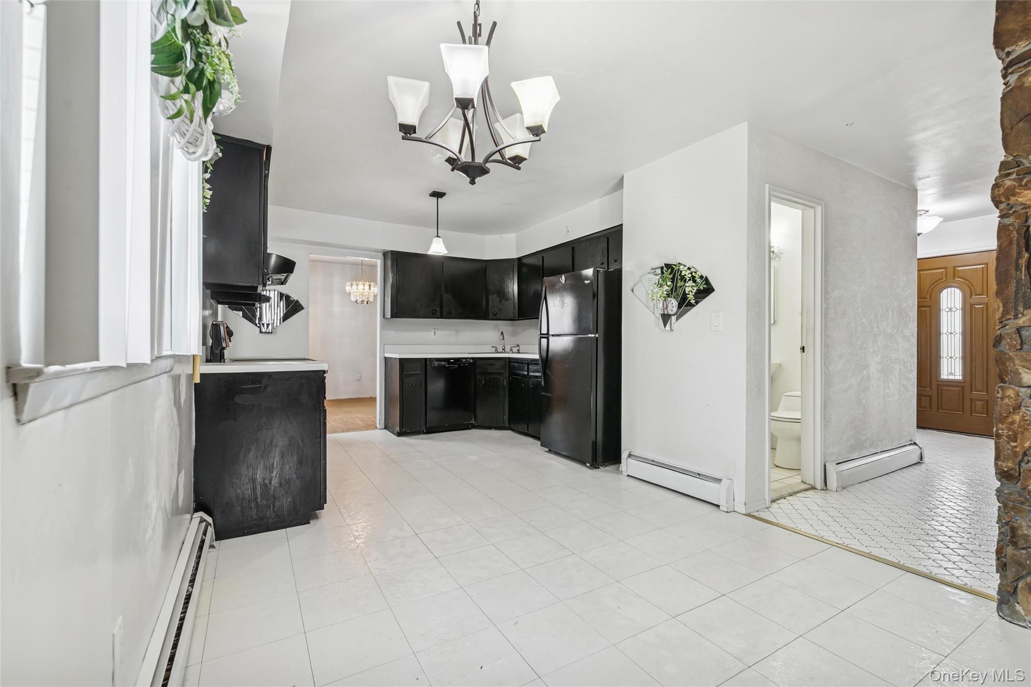 #12 photo, 105 Loop Drive, Sayville , NY 11782