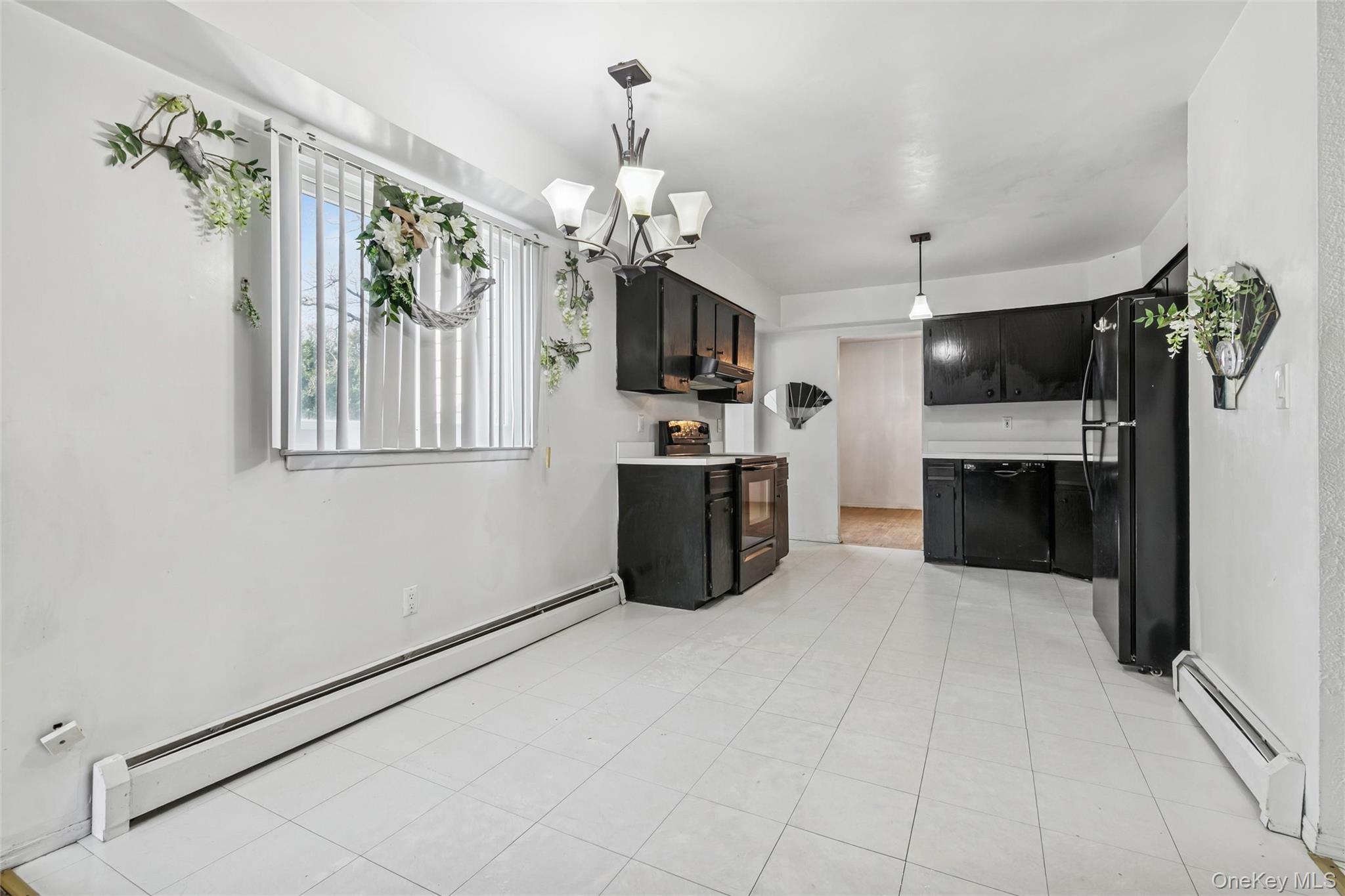 #13 photo, 105 Loop Drive, Sayville , NY 11782