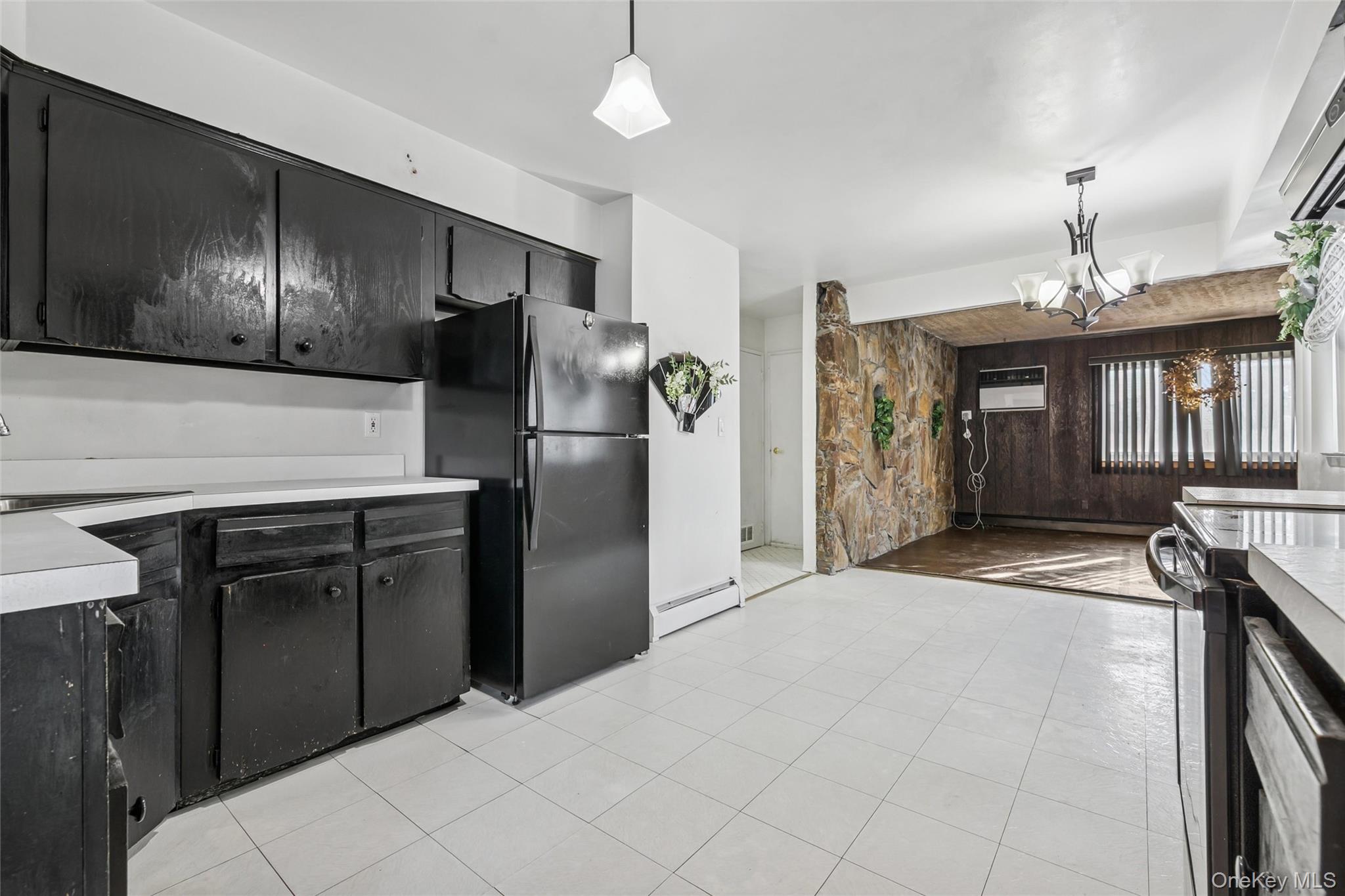 #14 photo, 105 Loop Drive, Sayville , NY 11782