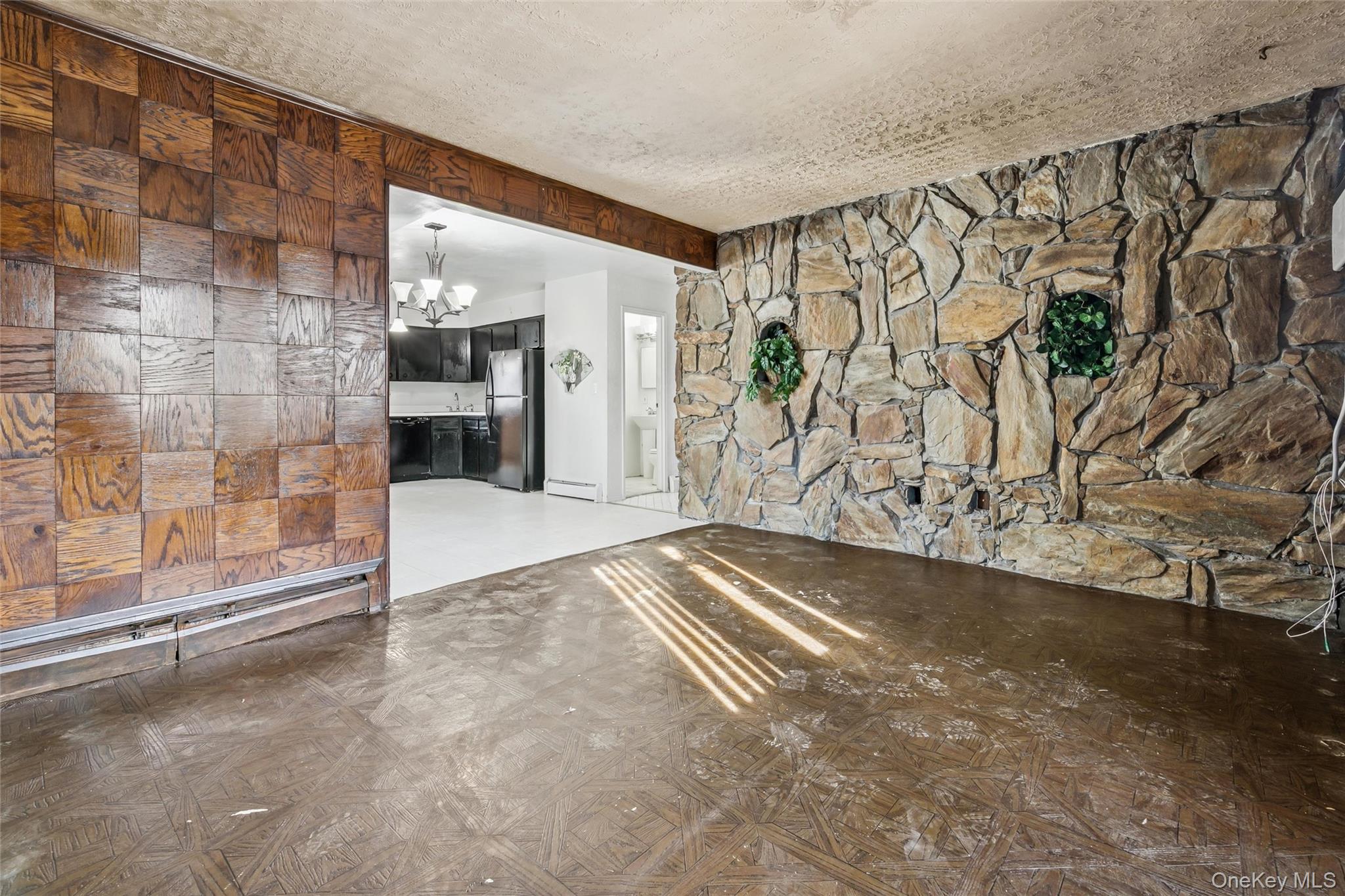 #15 photo, 105 Loop Drive, Sayville , NY 11782