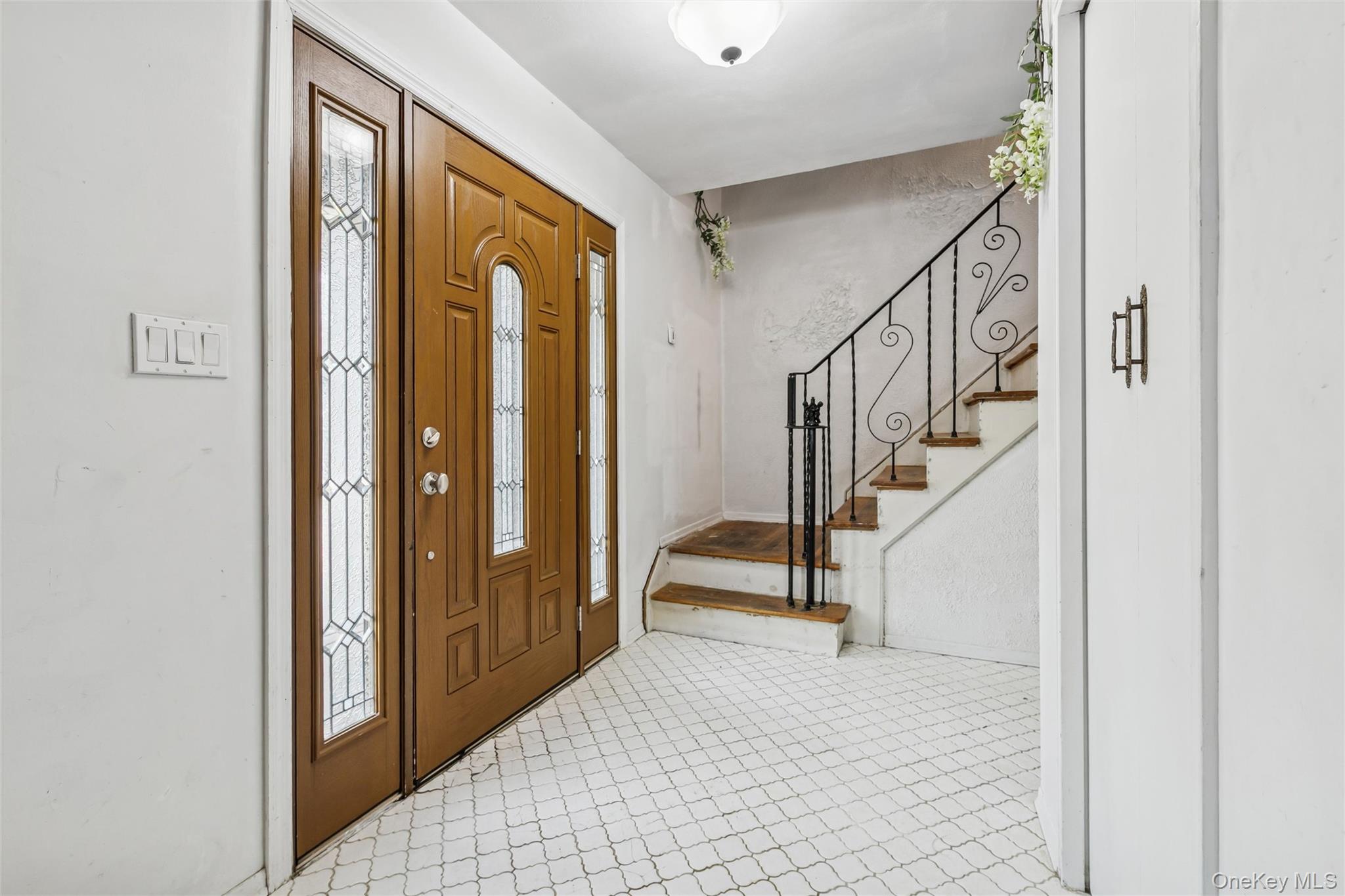 #17 photo, 105 Loop Drive, Sayville , NY 11782