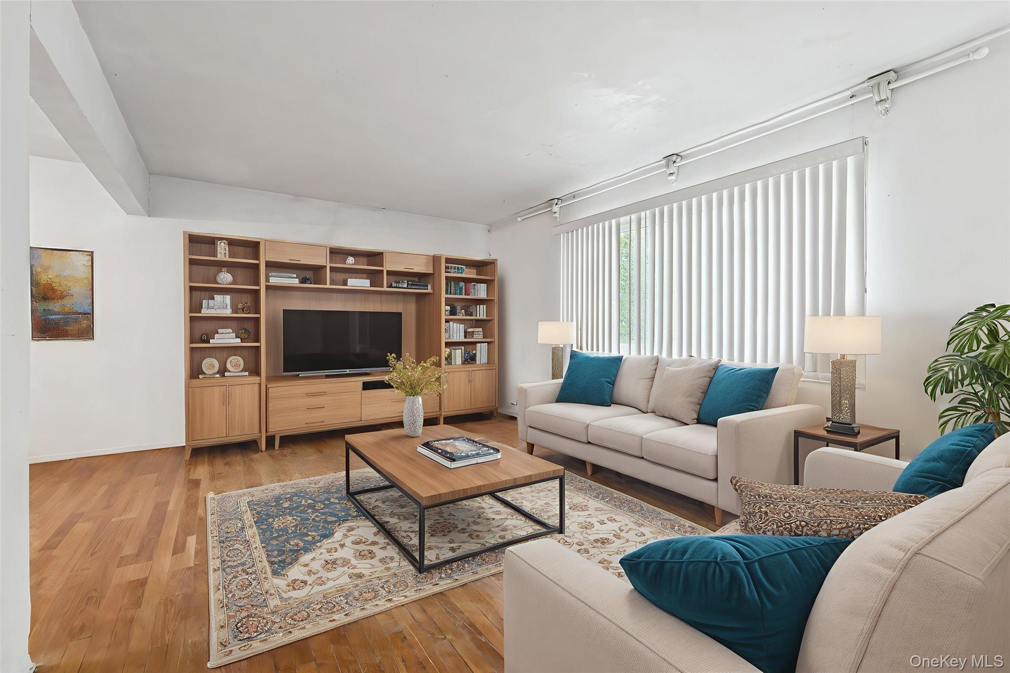 #3 photo, 105 Loop Drive, Sayville , NY 11782