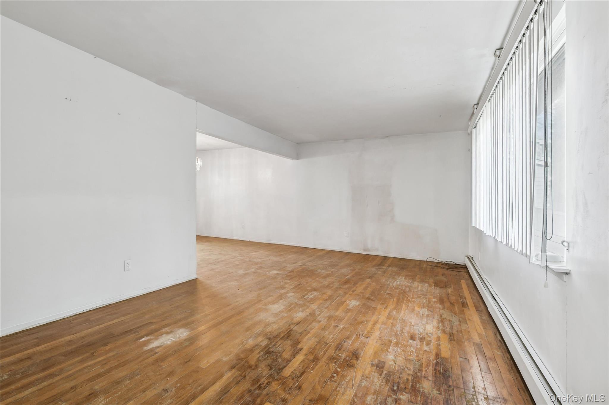 #4 photo, 105 Loop Drive, Sayville , NY 11782