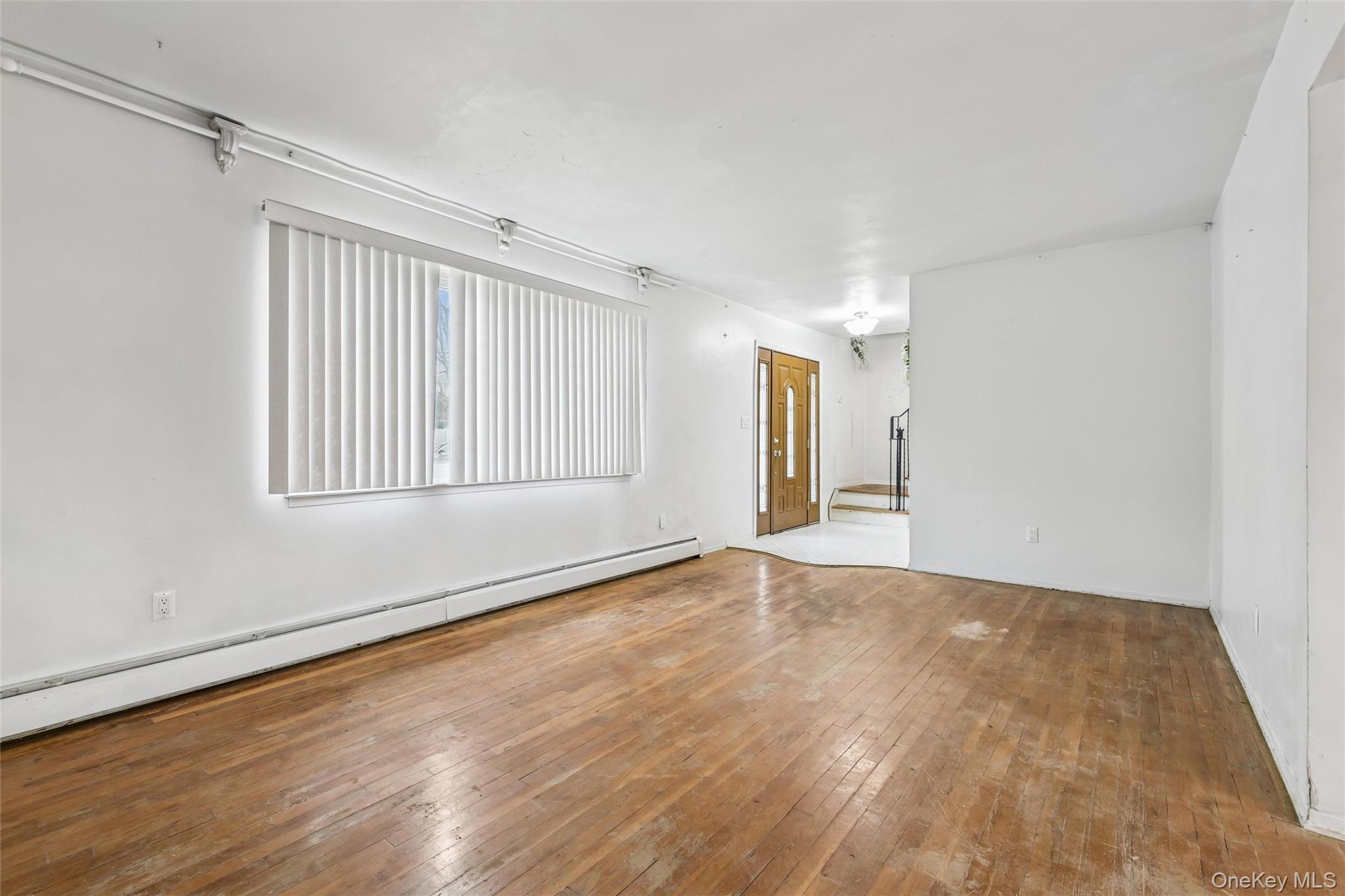 #5 photo, 105 Loop Drive, Sayville , NY 11782