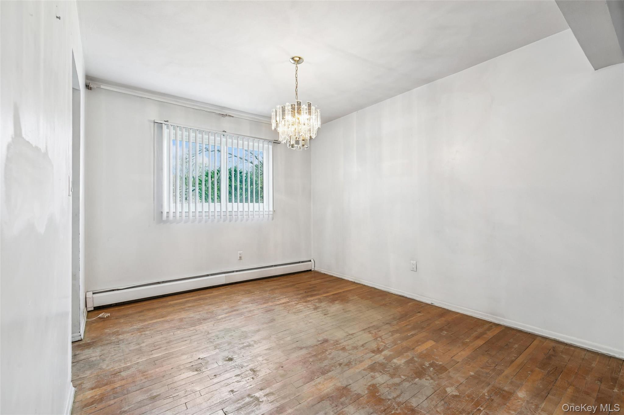 #7 photo, 105 Loop Drive, Sayville , NY 11782