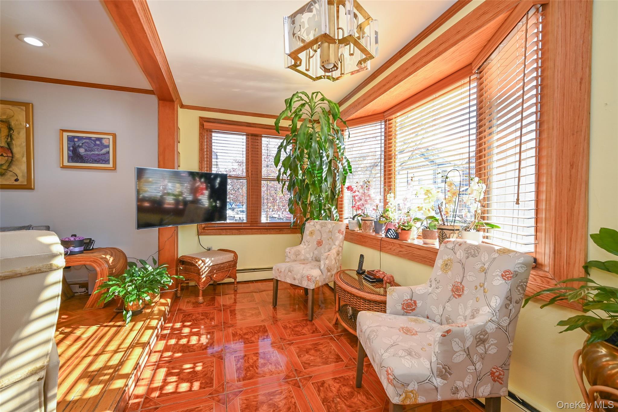 #2 photo, 9603 42nd Avenue, Куинс ‖ Corona , NY 11368