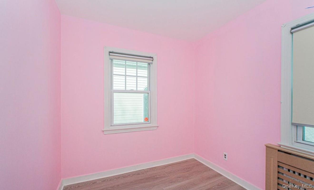 #15 photo, 297 Otis Avenue, Staten Island , NY 10306