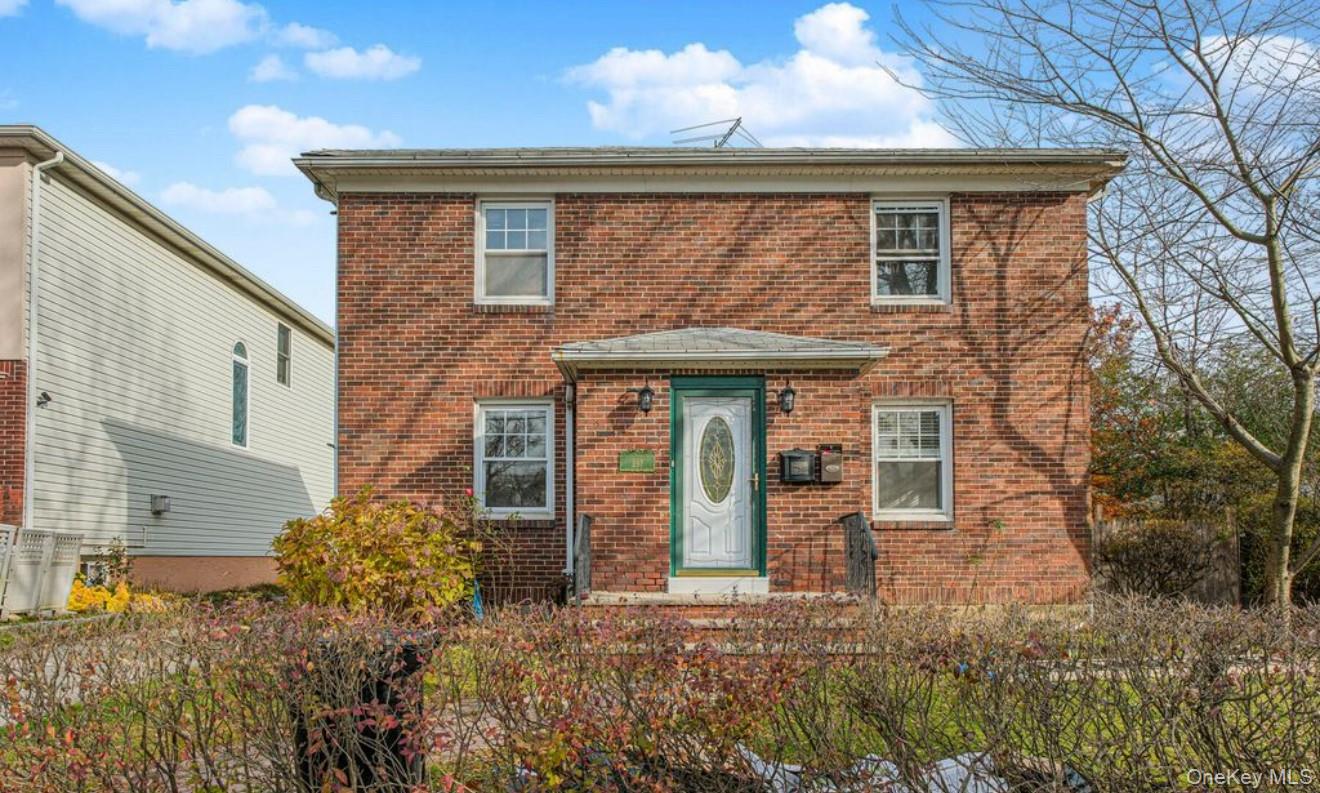 #3 photo, 297 Otis Avenue, Staten Island , NY 10306