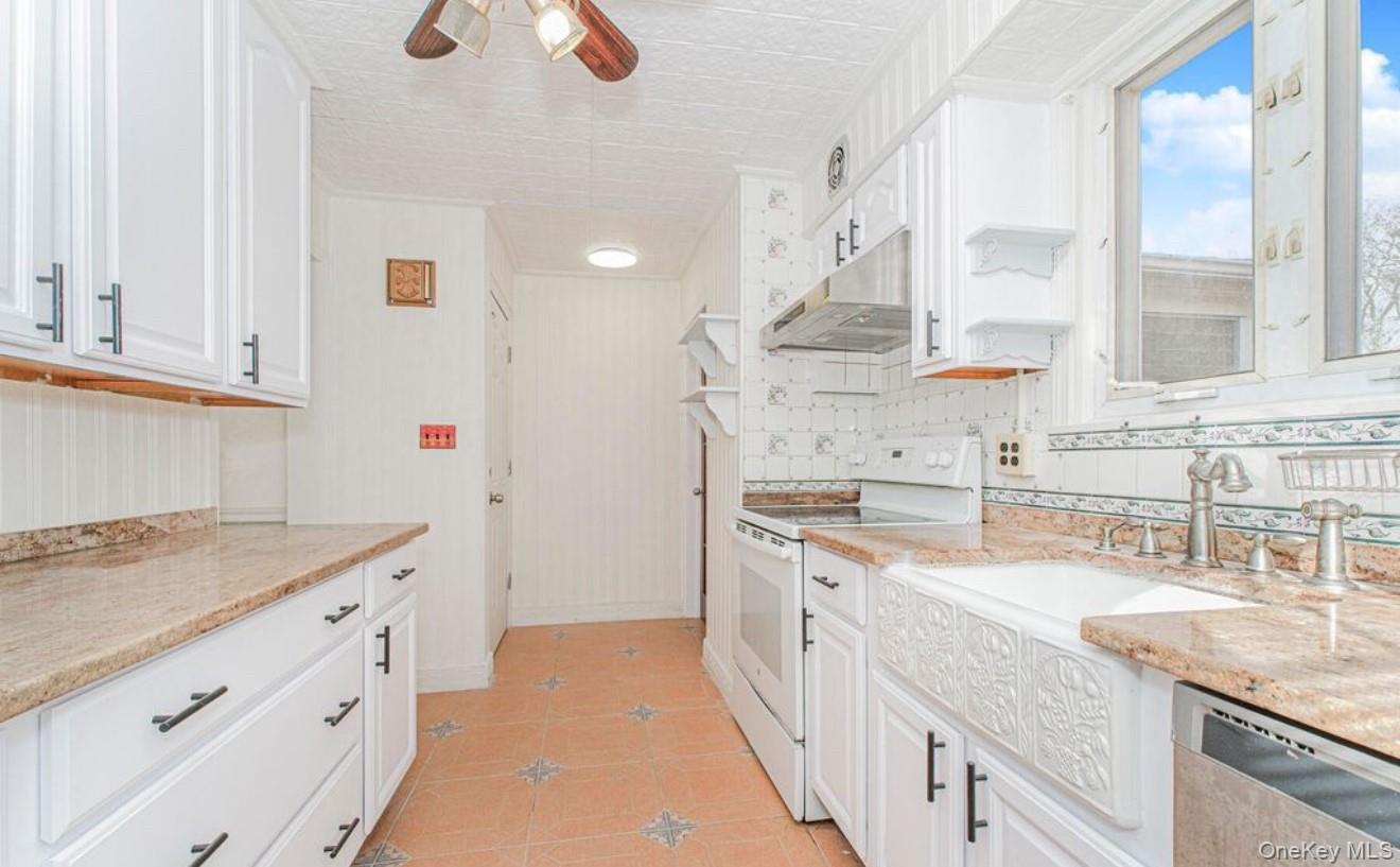 #8 photo, 297 Otis Avenue, Staten Island , NY 10306