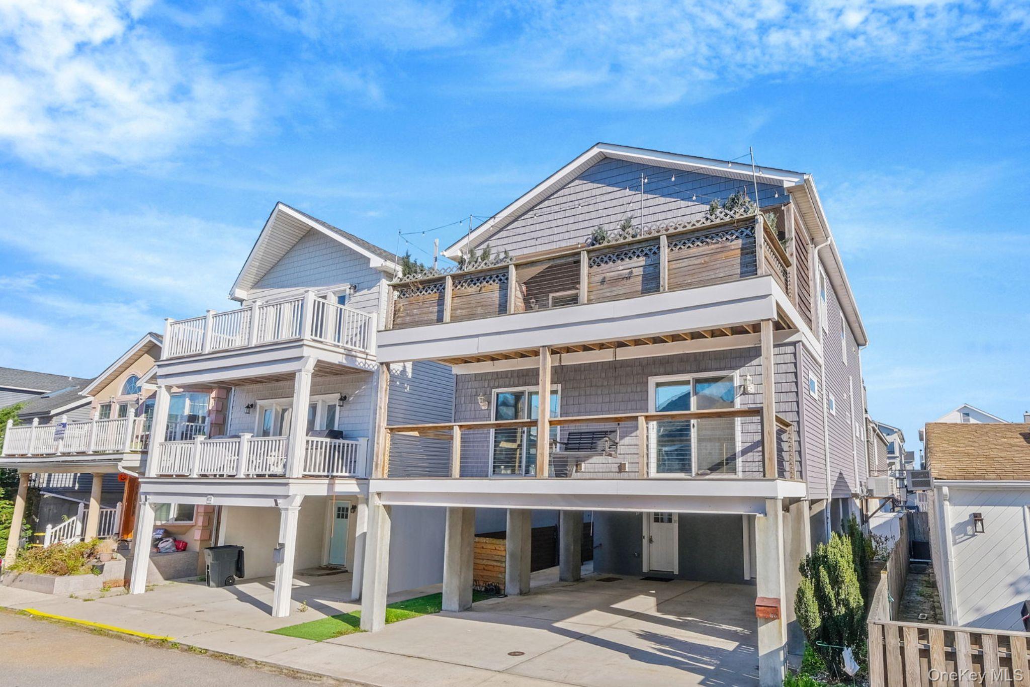 #1 photo, 80 Nebraska Street, नासाउ काउंटी Long Beach , NY 11561