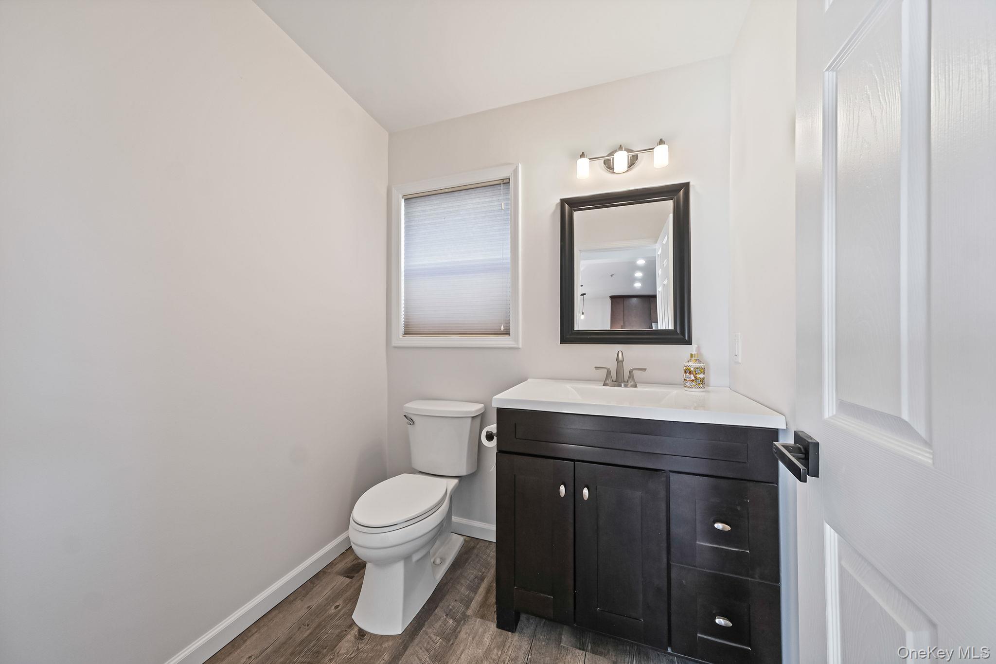 #10 photo, 80 Nebraska Street, नासाउ काउंटी Long Beach , NY 11561