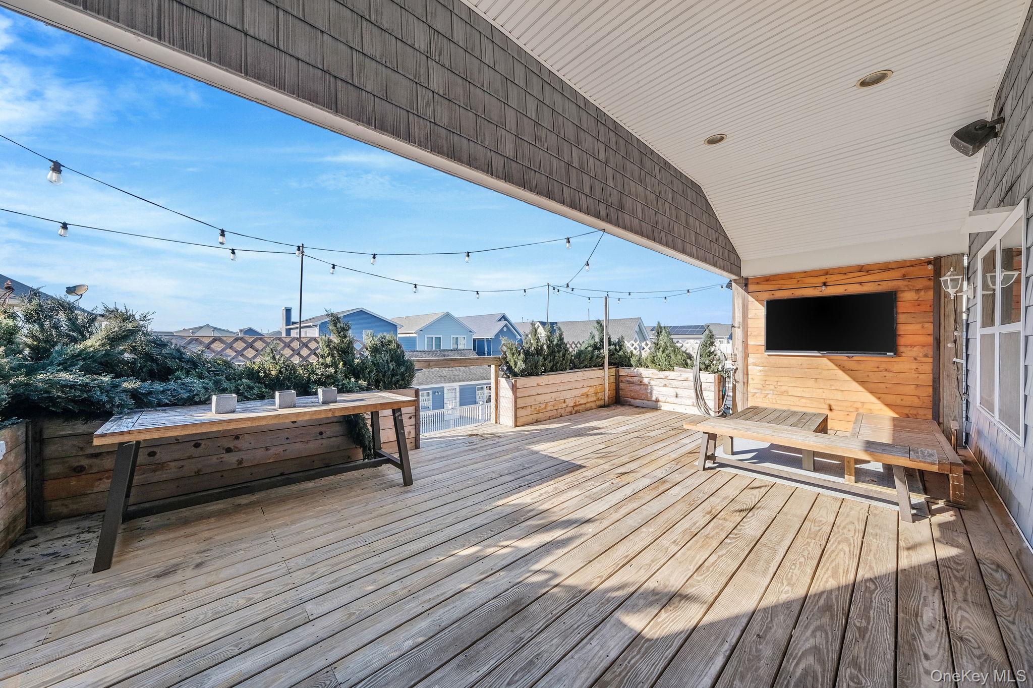 #11 photo, 80 Nebraska Street, नासाउ काउंटी Long Beach , NY 11561