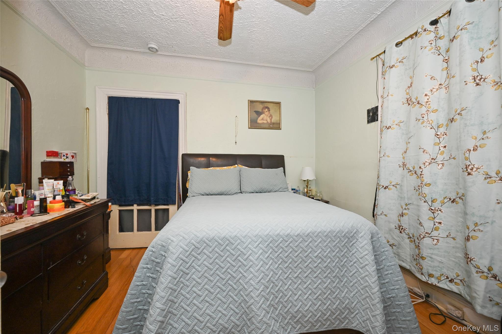 #14 photo, 9601 42nd Avenue, Corona , NY 11368