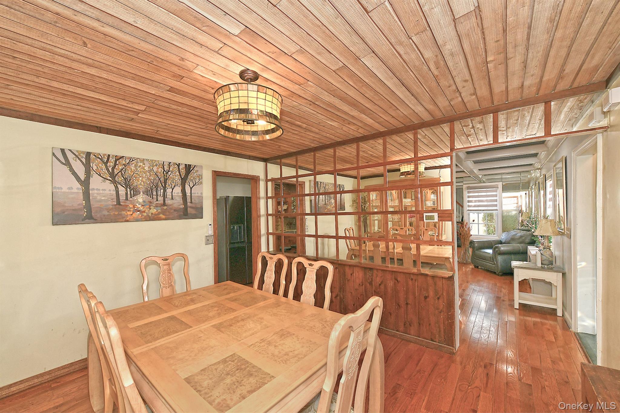 #13 photo, 60 Connecticut Avenue, नासाउ काउंटी Freeport , NY 11520