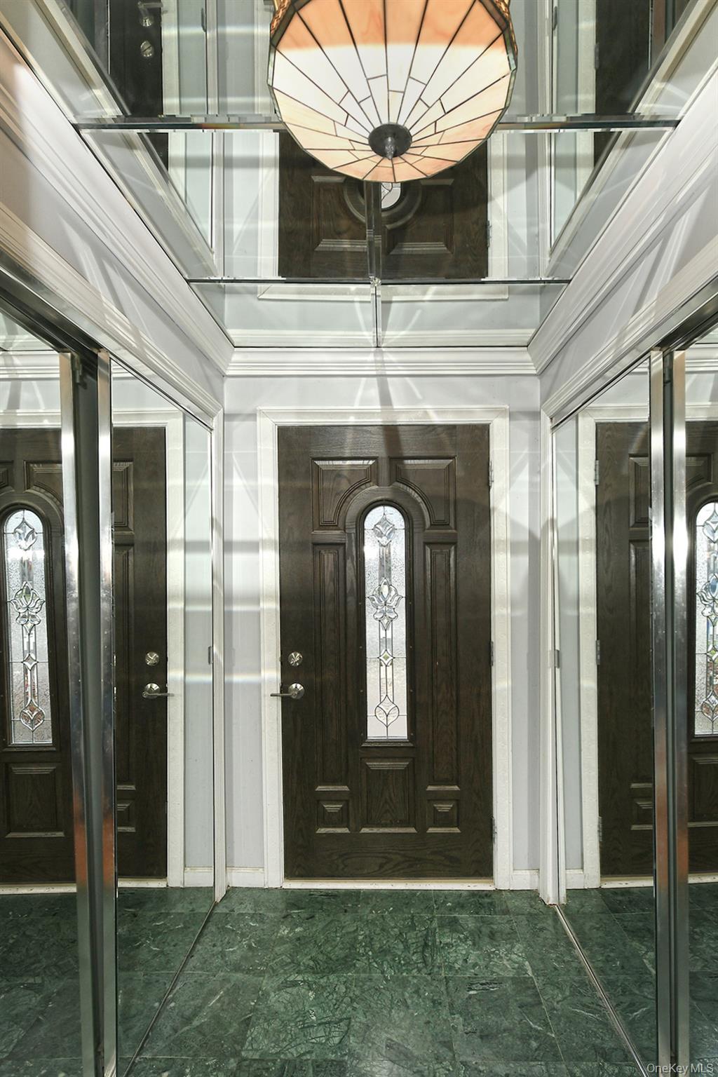 #5 photo, 60 Connecticut Avenue, नासाउ काउंटी Freeport , NY 11520