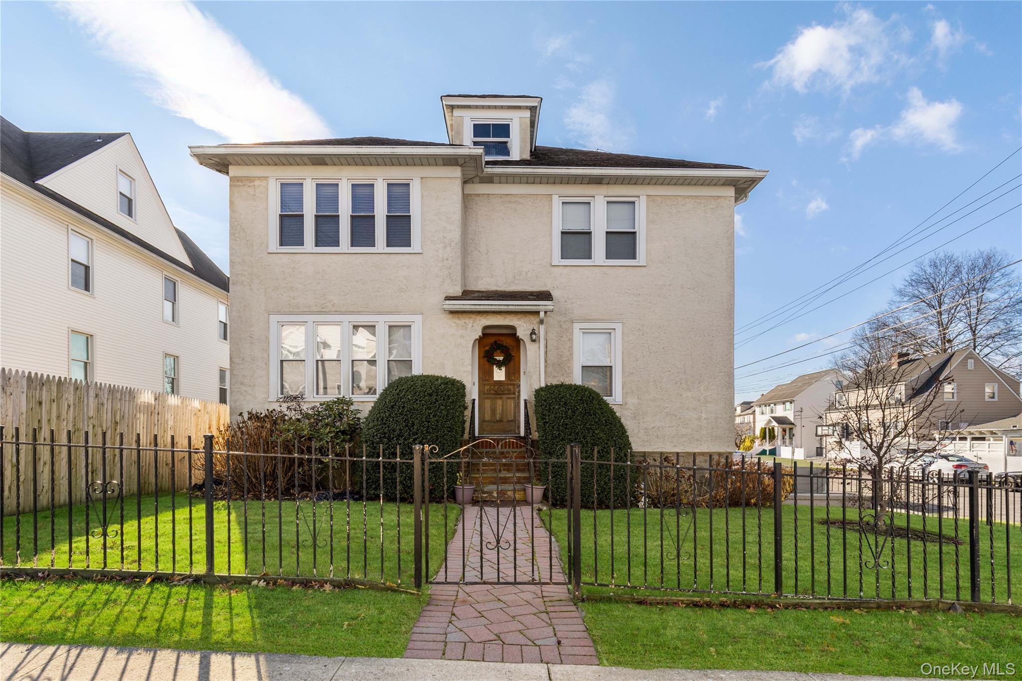 #1 photo, 40 Oak Street, Harrison , NY 10528