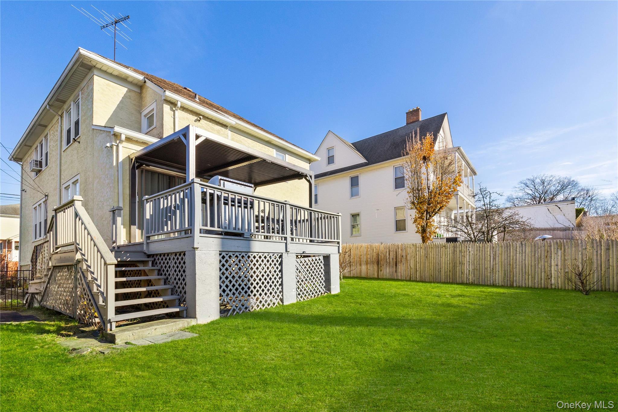 #19 photo, 40 Oak Street, Harrison , NY 10528