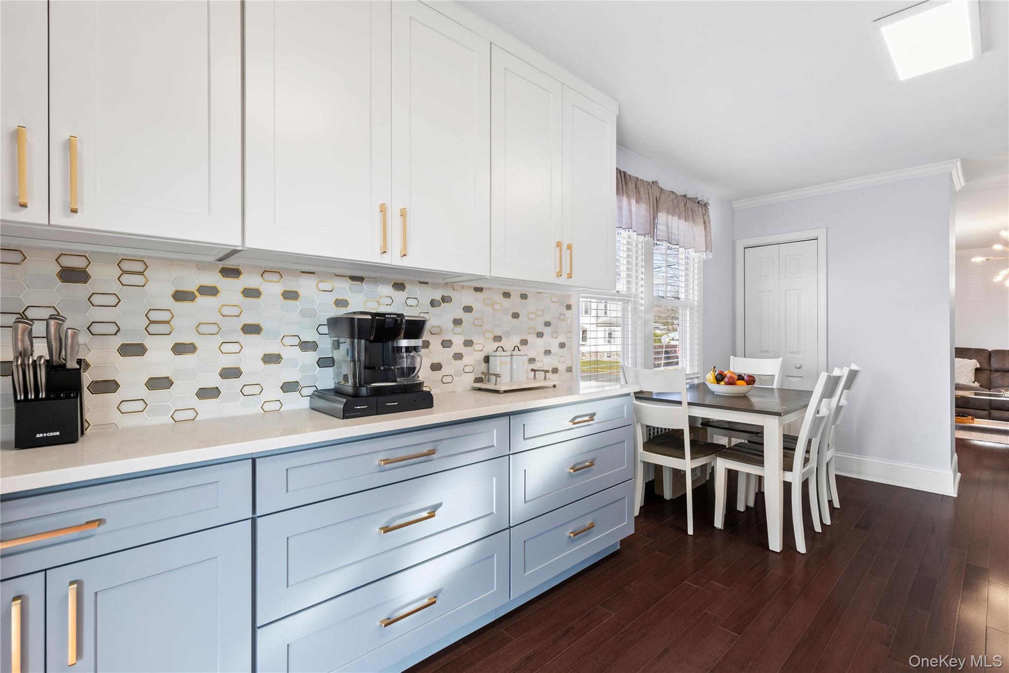 #8 photo, 40 Oak Street, Harrison , NY 10528