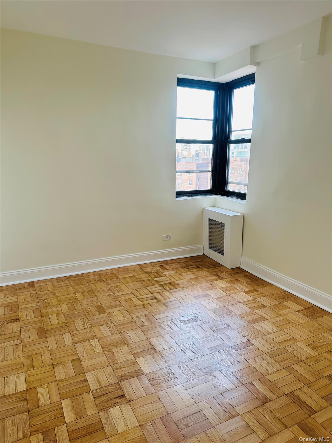 #8 photo, 3103 Fairfield Avenue, Bronx , NY 10463