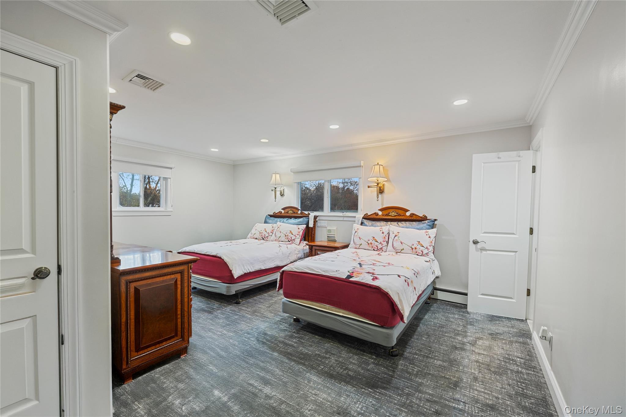 #18 photo, 104 W Maple Avenue, 뉴욕주 Monsey , NY 10952