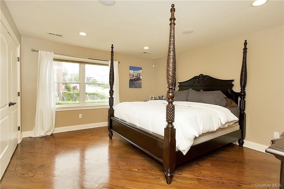 #13 photo, 240 Columbus Avenue, 뉴욕주 West Harrison , NY 10604