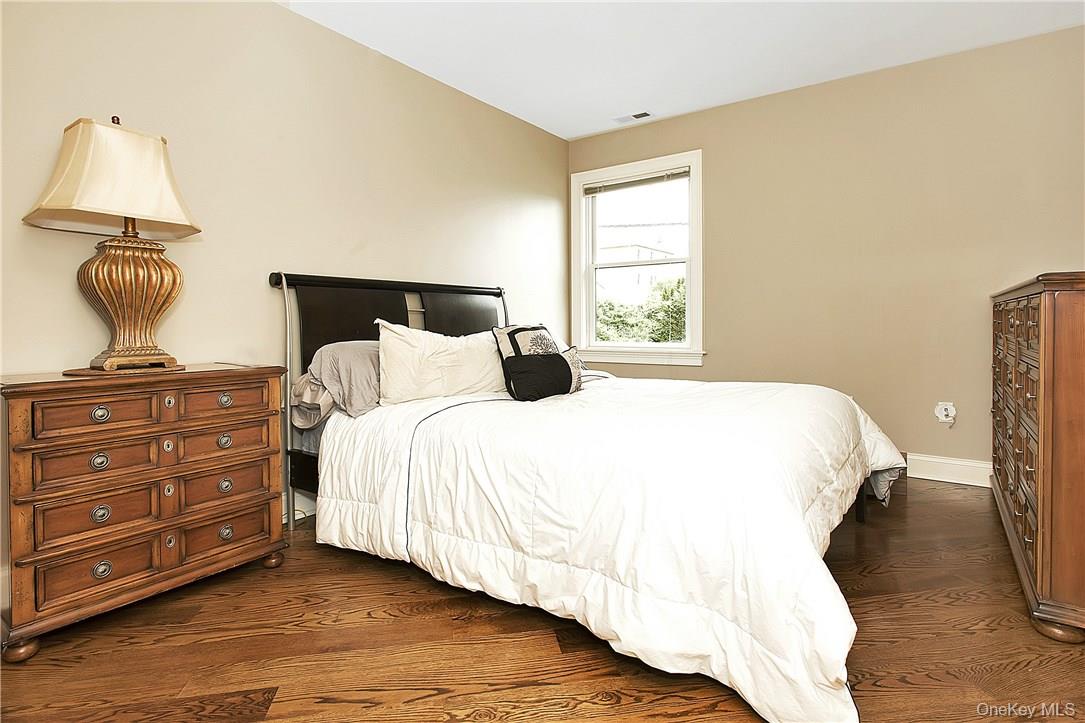 #15 photo, 240 Columbus Avenue, 뉴욕주 West Harrison , NY 10604