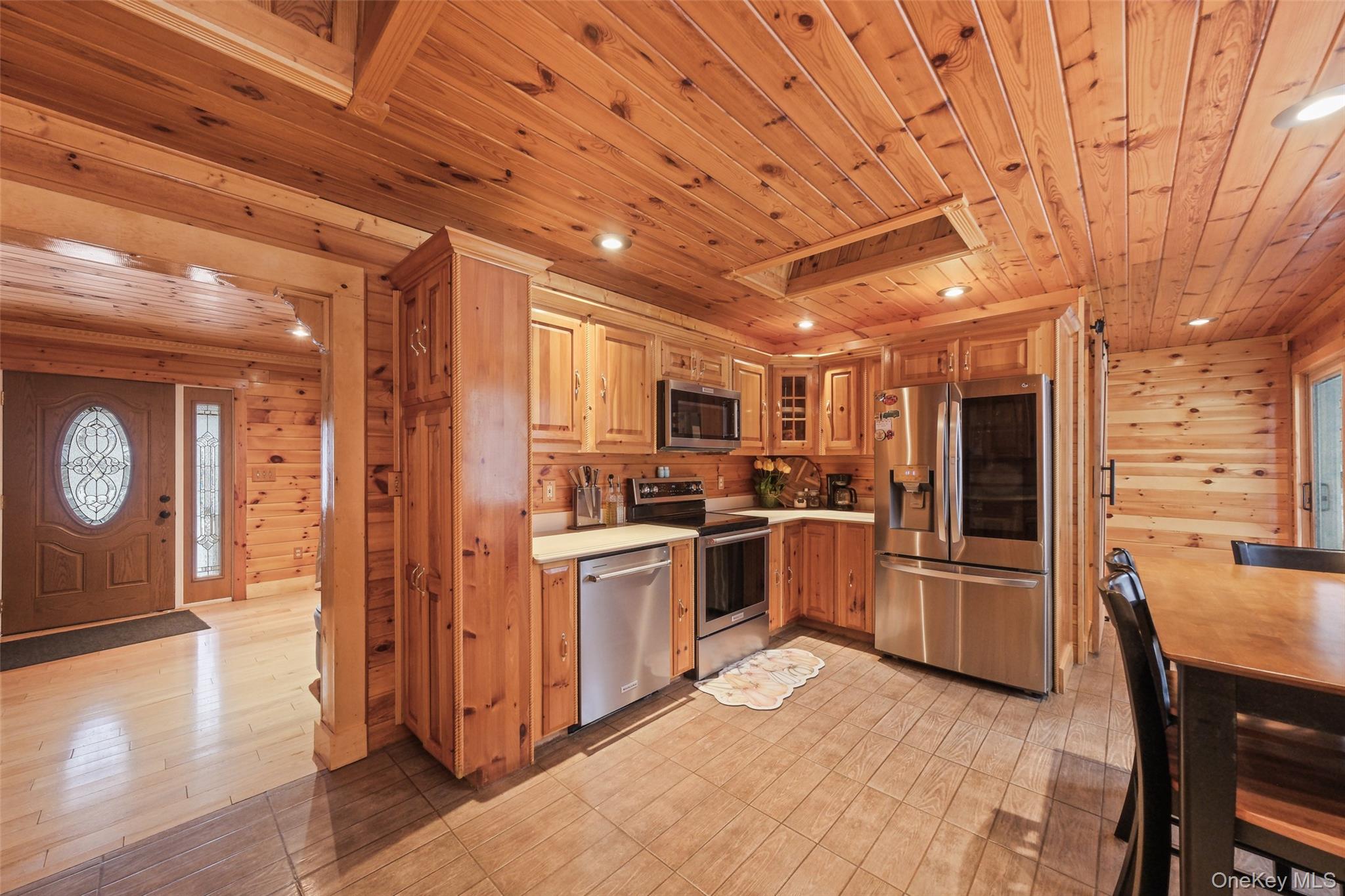 #12 photo, 445 N Quaker Lane, Hyde Park , NY 12538