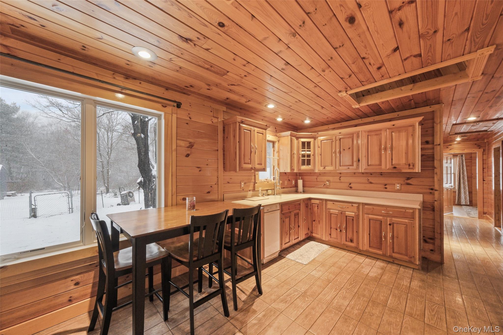 #16 photo, 445 N Quaker Lane, Hyde Park , NY 12538