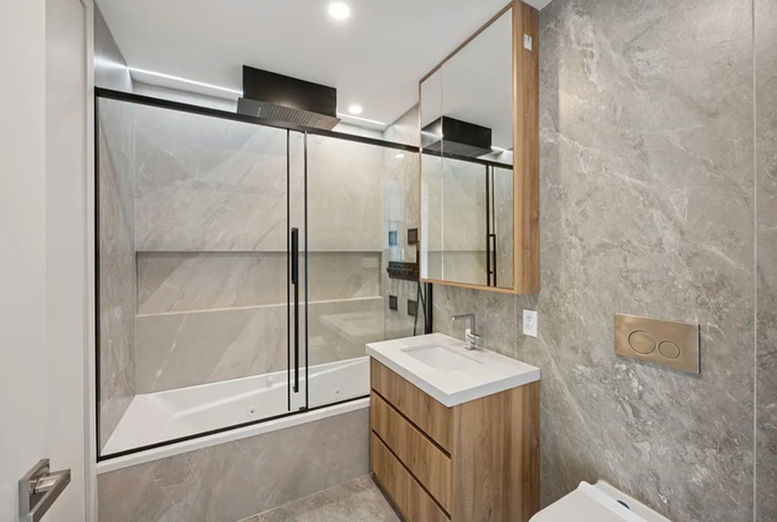 #10 photo, 390 Manhattan Avenue, Бруклин ‖ East Williamsburg , NY 11211