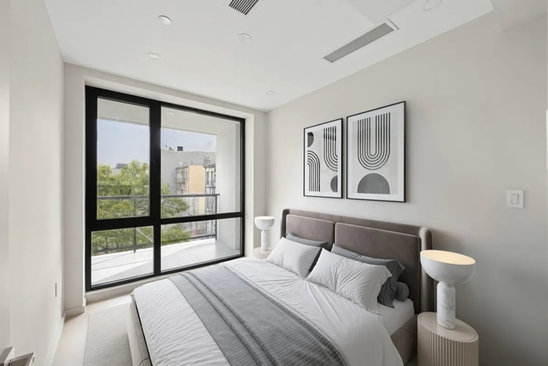 #11 photo, 390 Manhattan Avenue, Бруклин ‖ East Williamsburg , NY 11211